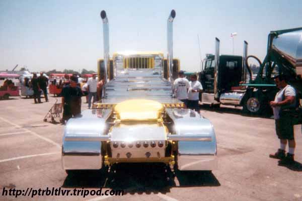 www.ShowTruckMagazine.com